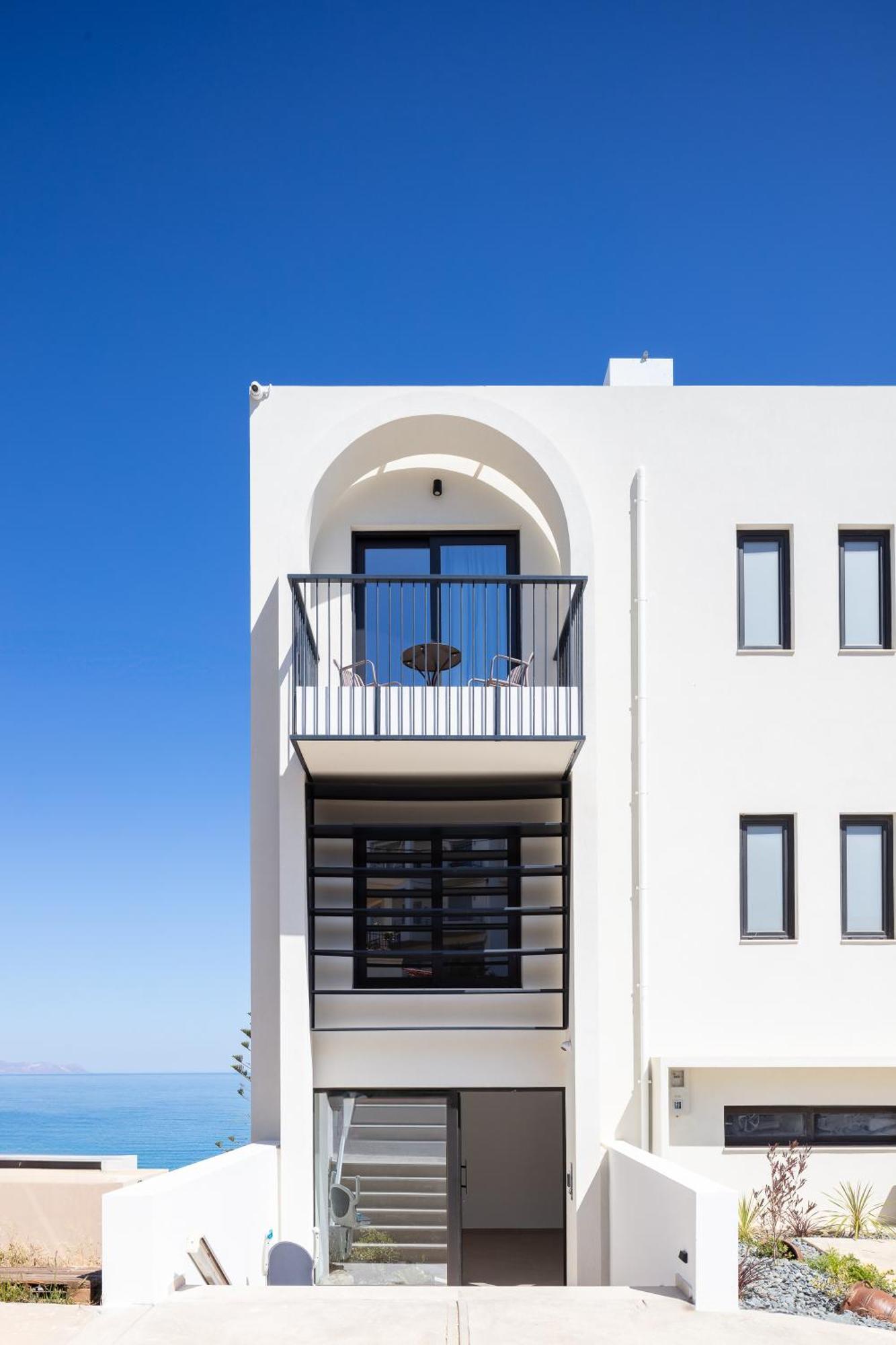 Rea Apartments 罗希姆诺 外观 照片