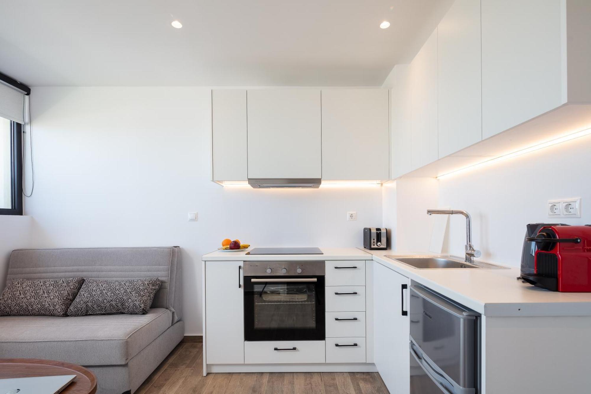Rea Apartments 罗希姆诺 外观 照片